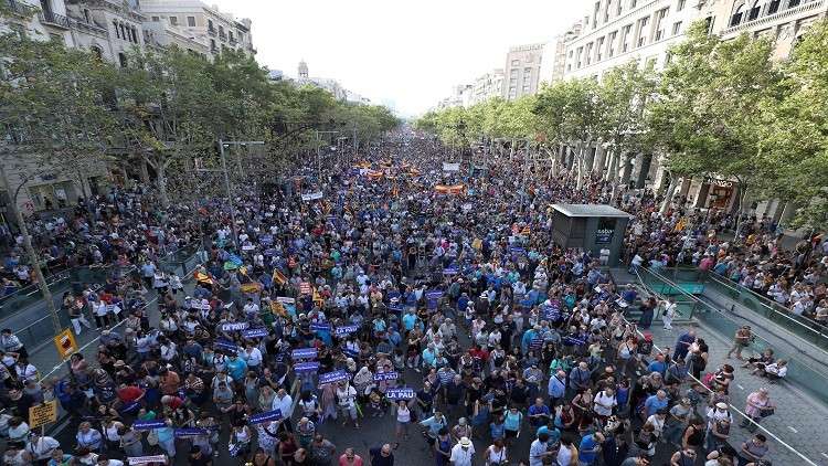 اعتقال 3 أشخاص في فرنسا على علاقة بهجوم كاتالونيا 