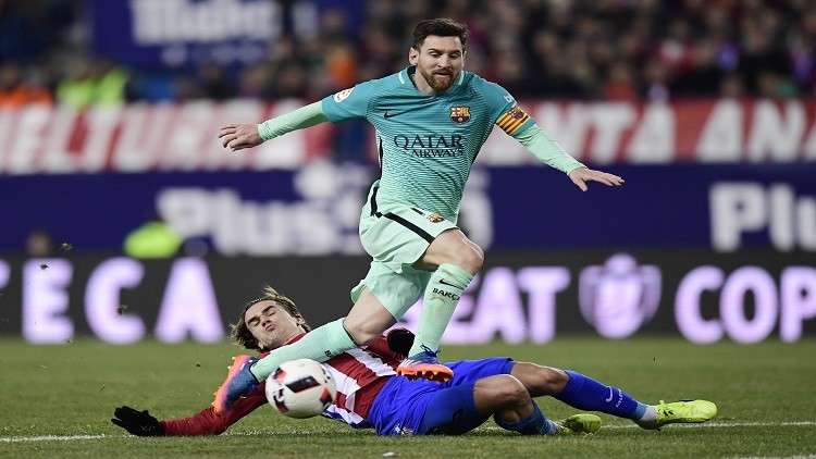 قمة برشلونة وأتلتيكو مدريد.. صراع خاص بين ميسي وسواريز وغريزمان