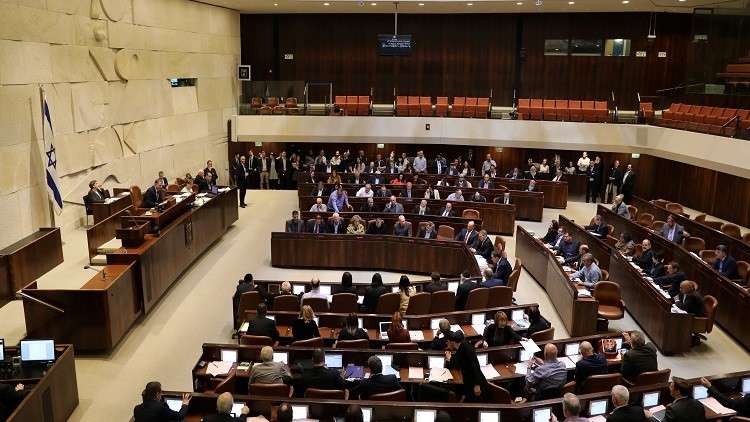الكنيست يصادق على قانون سحب الإقامة من سكان القدس
