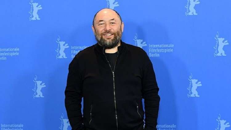 روسي يعتزم إخراج فيلم سينمائي بمساعدة الذكاء الاصطناعي
