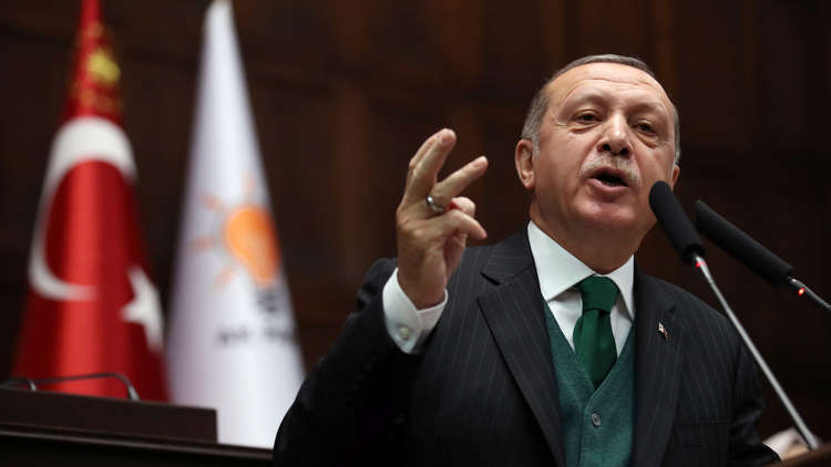 أردوغان: الطلاب المناهضون لـ"غصن الزيتون" خونة وإرهابيون