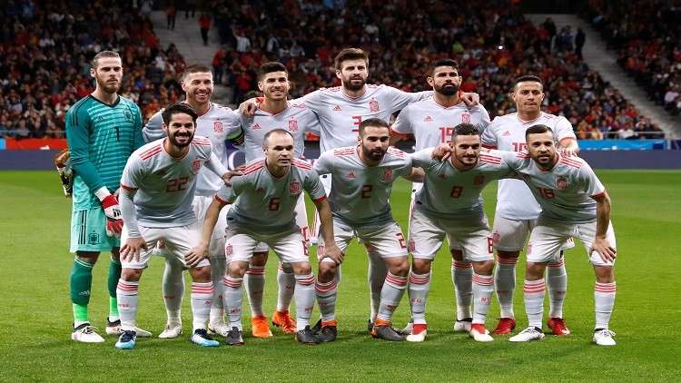 سداسية إسبانيا تحل عقدة بيكيه مع جماهير مدريد