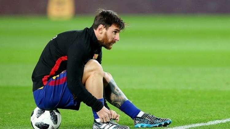 ميسي يعاود التدريبات مع برشلونة 