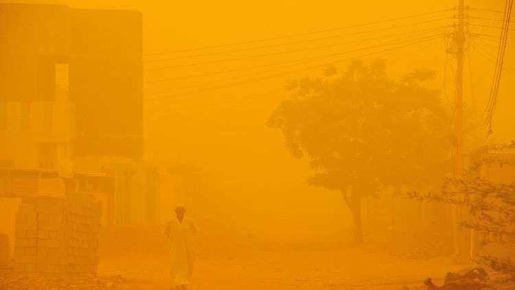 حادث سير جماعي على طريق مكة - جدة بسبب الغبار