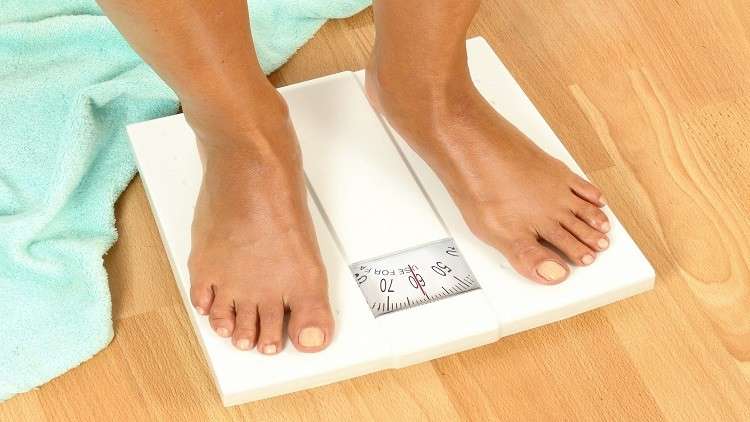الكشف عن علاقة بين الوزن وطول العمر