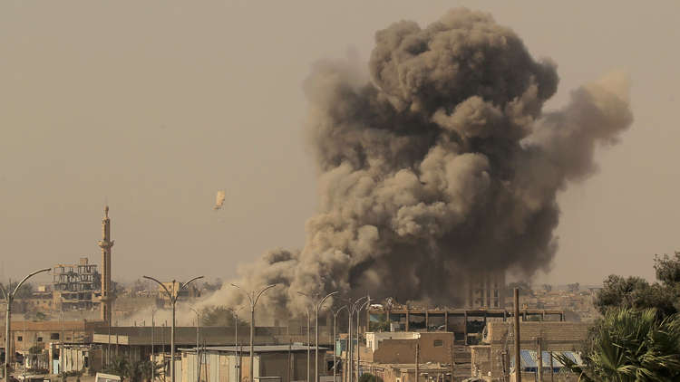 الدفاع الروسية تنشر صورا لحجم الدمار في الرقة جراء قصف التحالف الدولي 