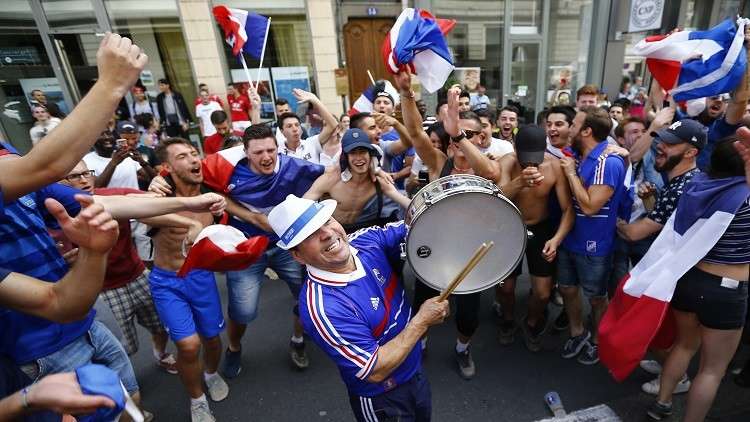 أكثر من 30 ألف مشجع فرنسي سيزورون روسيا خلال المونديال