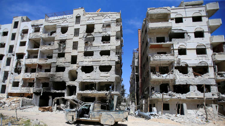 العثور على مقبرة جماعية في دوما تضم رفات 30 شخصا