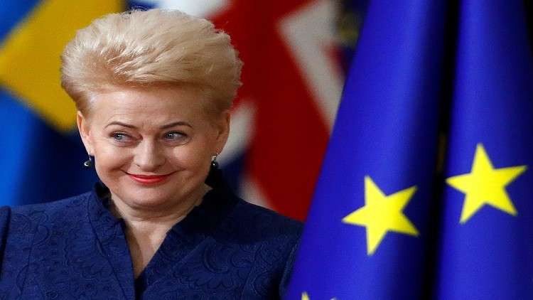 رئيسة ليتوانيا تعتبر رئيس حكومتها عديم المبدئية من حيث المبدأ
