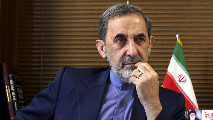 ولايتي: طهران ستحذو حذو واشنطن إذا انسحبت من الاتفاق النووي