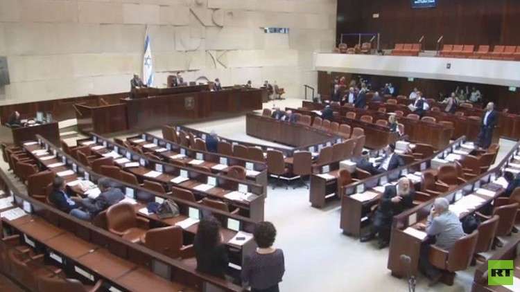الكنيست يخول لنتنياهو وليبرمان إعلان الحرب في الظروف الاستثنائية