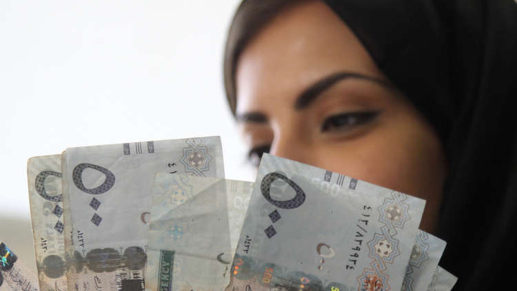 تباطؤ نمو القطاع الخاص السعودي في ظل التقشف 