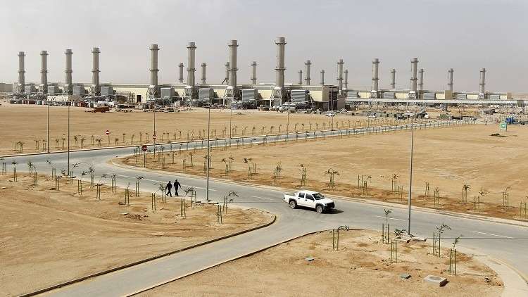 بعد قرار ترامب.. الرياض وأبوظبي تؤكدان الالتزام بدعم استقرار أسواق النفط