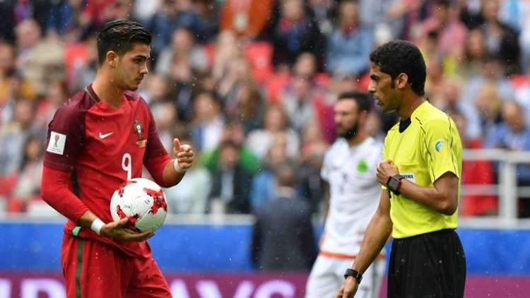 إيقاف السعودي المرداسي أحد حكام مونديال روسيا 2018 مدى الحياة