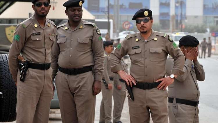 إيقاف مأذون سعودي روّج لمهنته عبر مقطع مصور