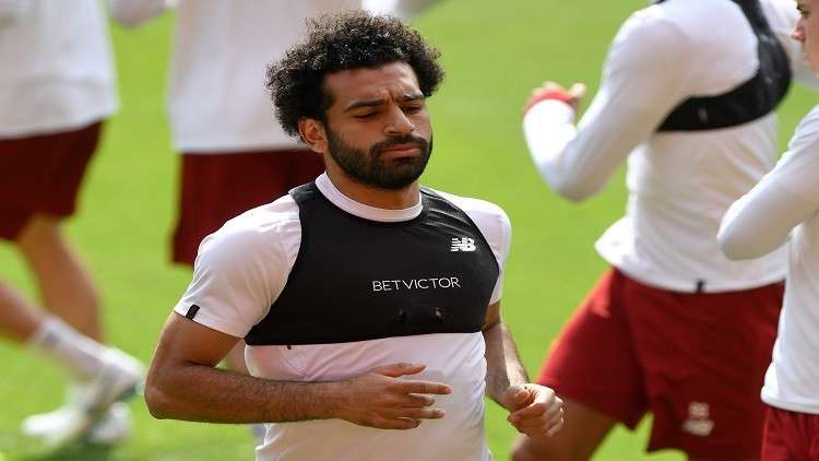 صلاح يحسم موقفه من الصيام في نهائي دوري أبطال أوروبا