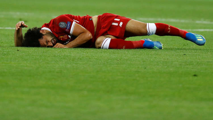 التشخيص الأول لإصابة محمد صلاح 