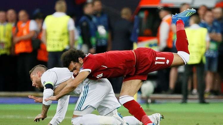 الظهور الأول للفرعون صلاح بعد الإصابة