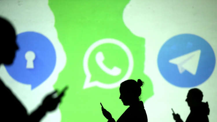 دولة تفرض ضريبة على استخدام مواقع التواصل الاجتماعي
