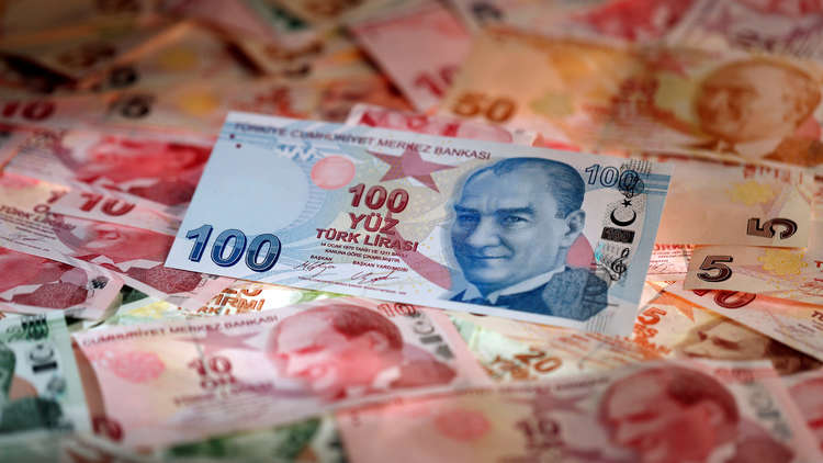 تركيا تتهم دولتين عربيتين بالوقوف وراء "مؤامرة" اقتصادية ضدها