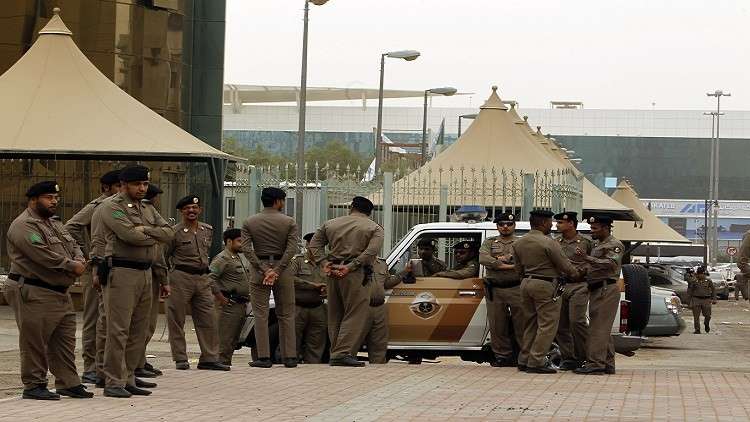 قوات الأمن السعودية تضبط مصنعا كبيرا للخمور في الخرج (صور)
