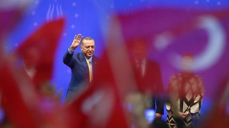 أردوغان يحذر من المساس بحقوق الأكراد