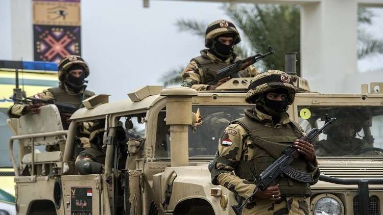 الأمن المصري يفكك "خلية عائلية" تابعة  لداعش خططت لهجمات