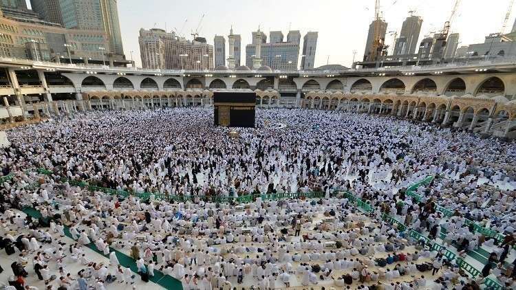 تعرف على هوية المنتحر داخل الحرم المكي 