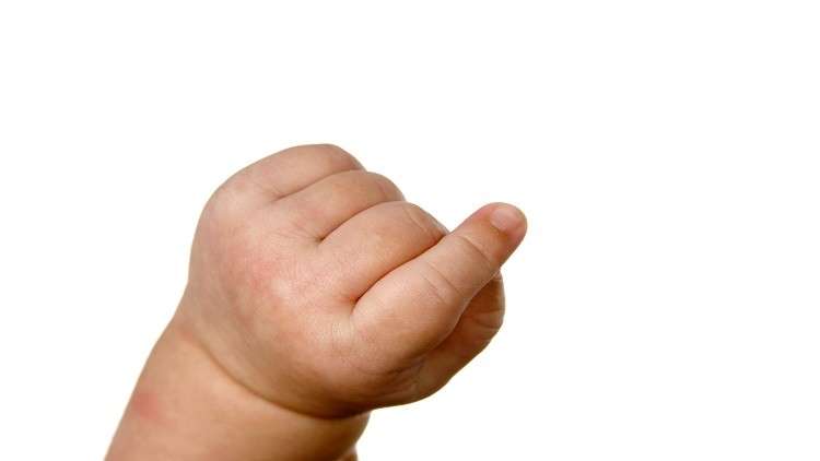 ماذا يعني طول إصبع السبابة عند الأطفال؟