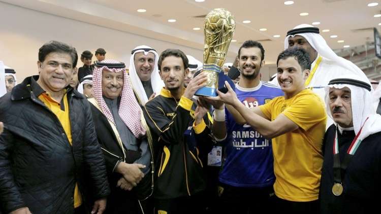بالفيديو.. حارس مرمى الكويت يصدر بيانا بشأن واقعة مطار الدوحة