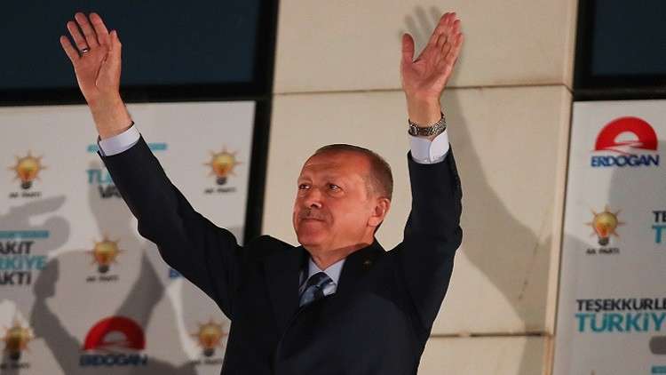أول تهان عربية لأردوغان بفوزه الانتخابي