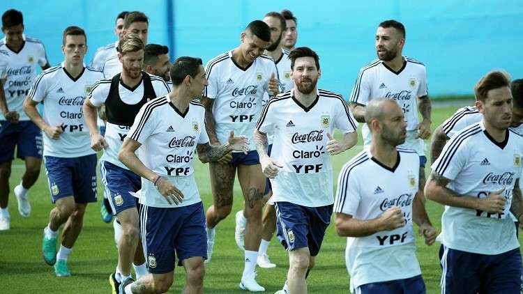 سامباولي يفكر في إجراء تغيير على خط هجوم منتخب الأرجنتين