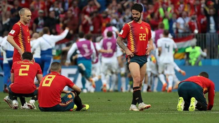 عناوين صحف إسبانيا بعد خروج المنتخب من مونديال روسيا