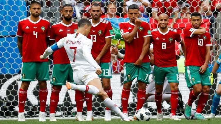 رونالدو يثني على لاعب مغربي