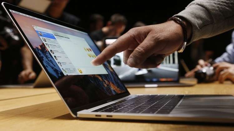 الخبراء ينتقدون حواسيب "macbook" الجديدة