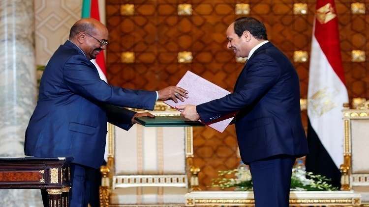 السيسي يغرد بعد وصوله السودان