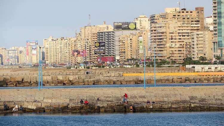 مصر.. إغلاق "شاطئ الموت" في الإسكندرية