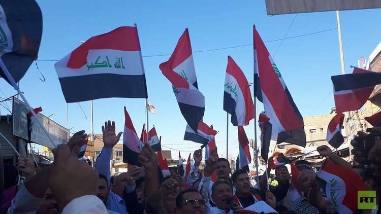 تظاهرات في النجف تطالب باستقالة الحكومة 