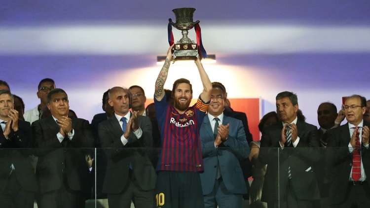 شاهد.. برشلونة يعانق كأس السوبر الإسباني