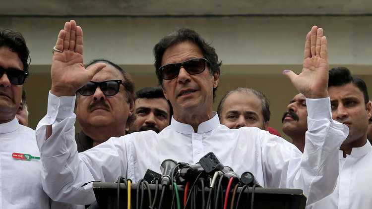 رسميا.. انتخاب عمران خان رئيسا لحكومة باكستان