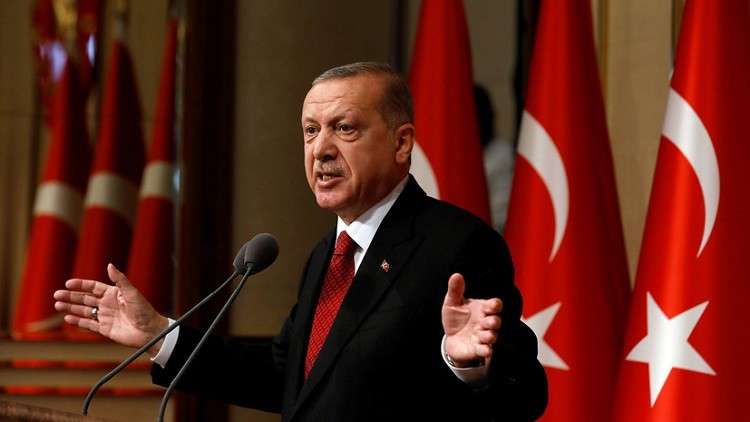 أردوغان يقدم "رقما قياسيا" من الشكاوى الجنائية