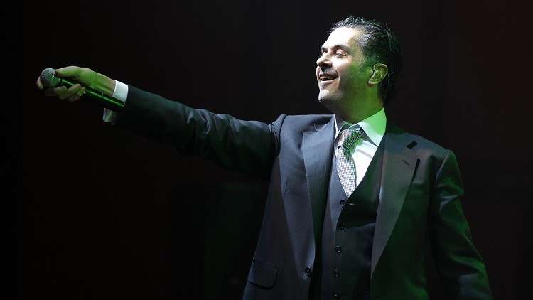 المطرب اللبناني راغب يترك المسرح بشكل مفاجئ (فيديو)