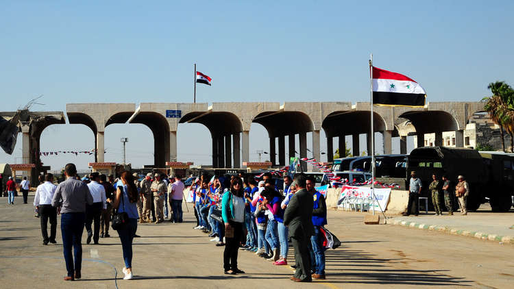 استمرار عودة اللاجئين السوريين من لبنان بوتيرة معتدلة