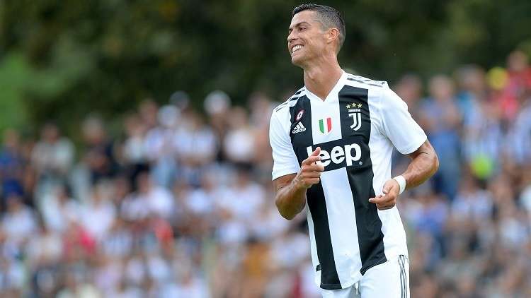مودريتش يكشف ردة فعل رونالدو بعد تتويجه بجائزة أفضل لاعب في أوروبا