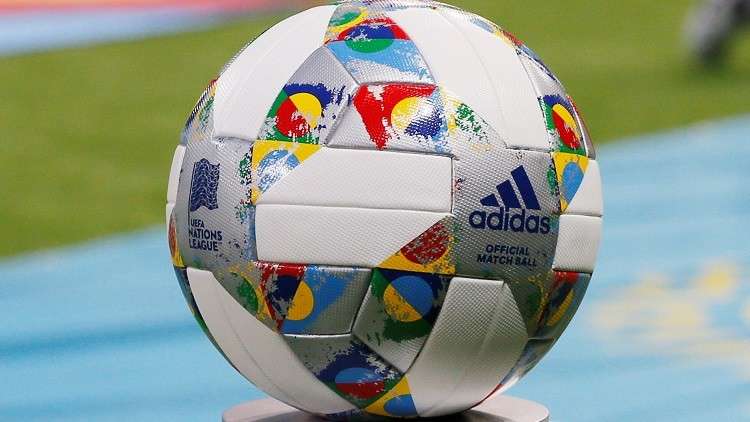 فيديو.. هدف في المقص يدخل صاحبه التاريخ