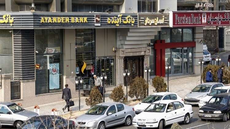 واشنطن تدرس احتمالات إعفاء الدول والشركات من عقوبات طهران