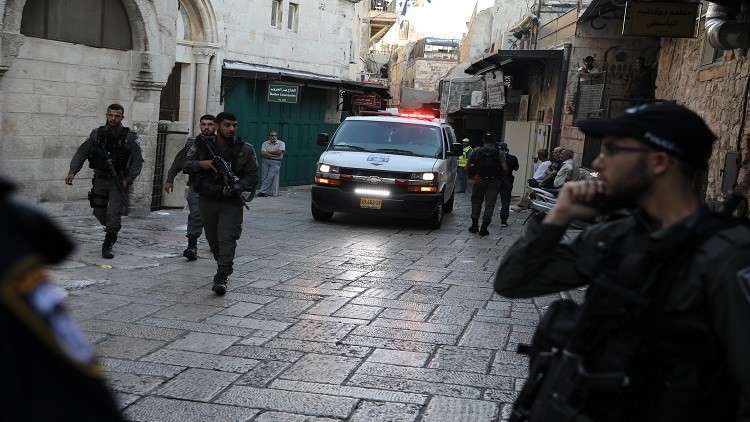 اتهام ضابطين إسرائيليين بالسلب والسطو المسلح على الفلسطينيين 