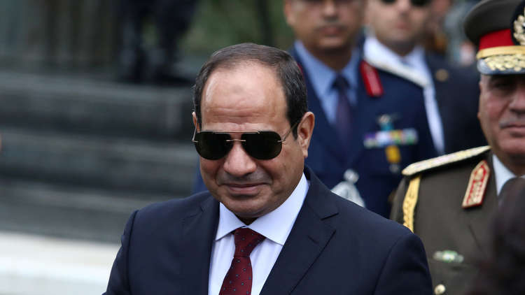 السيسي يصدر قرارا جمهوريا خاصا برواتب ضباط الجيش المصري