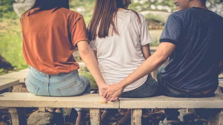من الثقة العمياء إلى الثقة العوراء