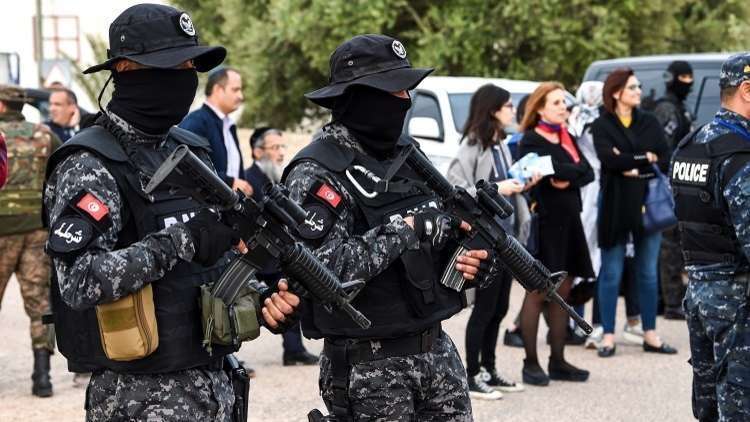 وزير الدفاع التونسي يحمل القوى السياسية مسؤولية تردي الوضع الأمني